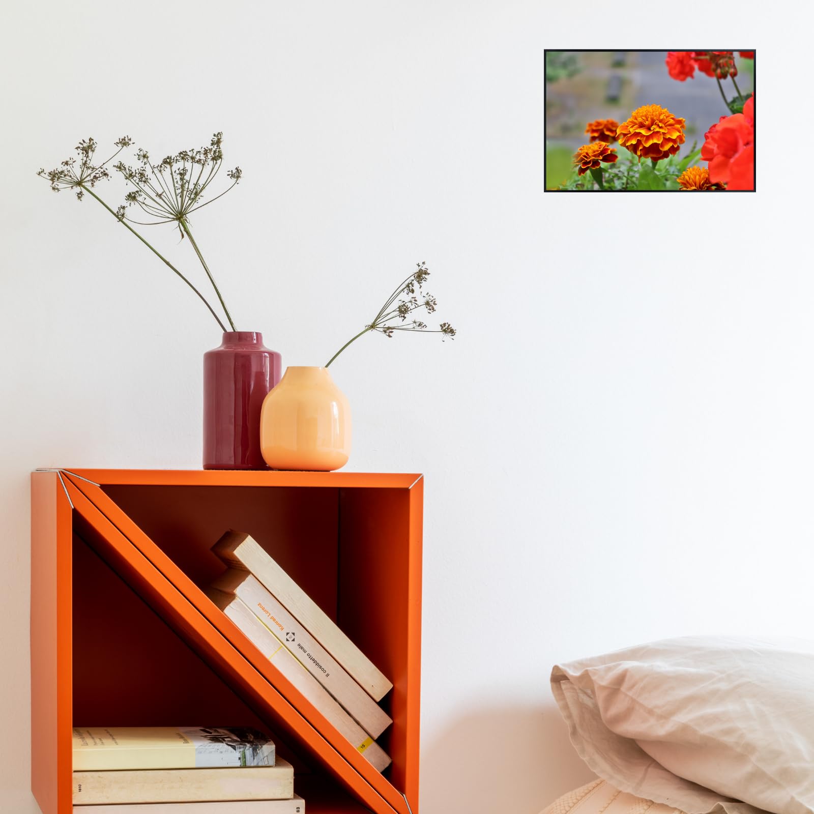 Tagetes Marigold Wall Art Poster – Botanical Flower Print for Home Decor, Nature-Inspired Floral Artwork for Living Room, Bedroom, or Office – Elegant Botanical Poster