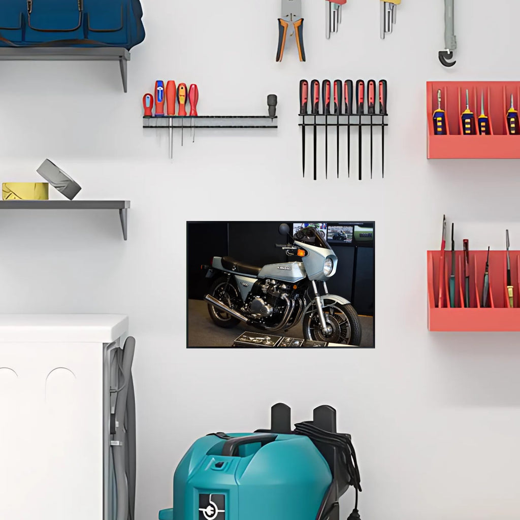 Kawasaki Z1-R Wall Poster –  Modern Motorbike Deco for Home, Garage, Man Cave