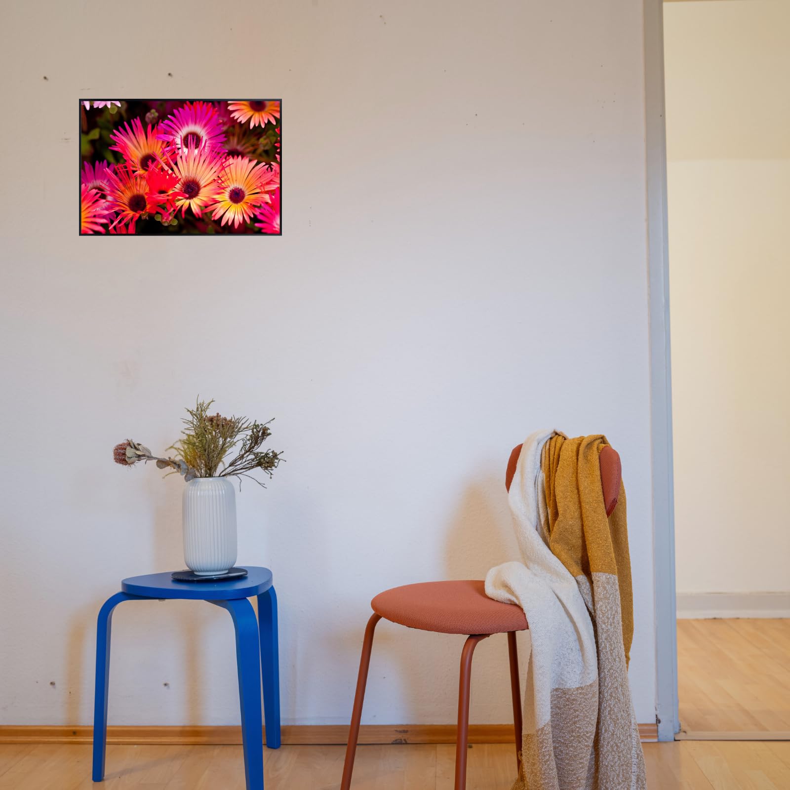 Livingstone Daisy Wall Art Poster – Vibrant Floral Botanical Print, Colorful Home Decor for Living Room, Bedroom, or Office