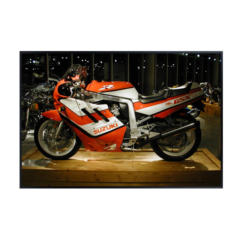 Suzuki GSX 750R Motorcycle Poster – Sportbike Wall Art Print for Garage, Office, or Bedroom Decor