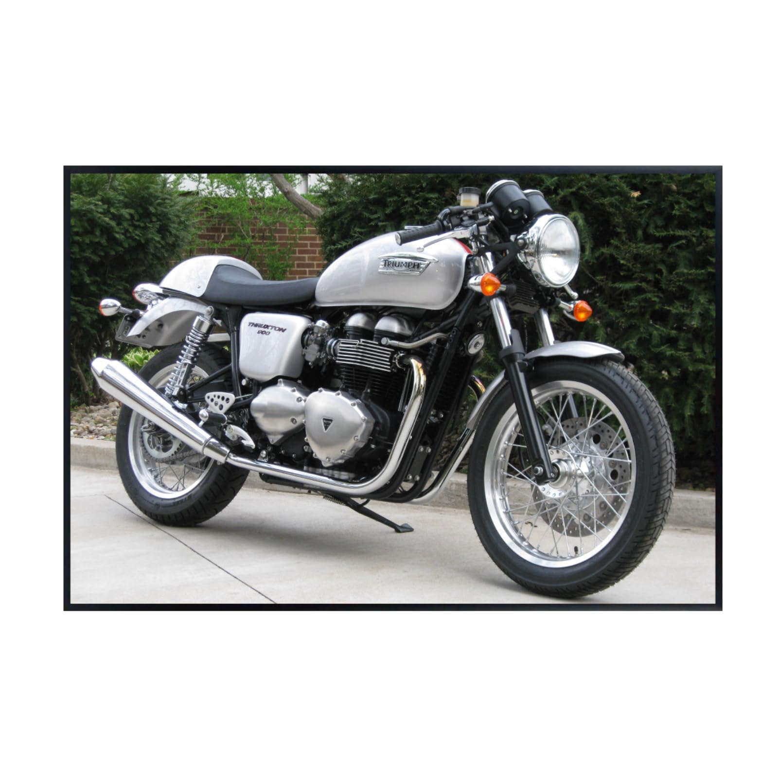 Triumph Thruxton 900 Motorcycle Poster Cafe Racer Print Motorbike Wall Art Decor for Garage, Office, or Man cave