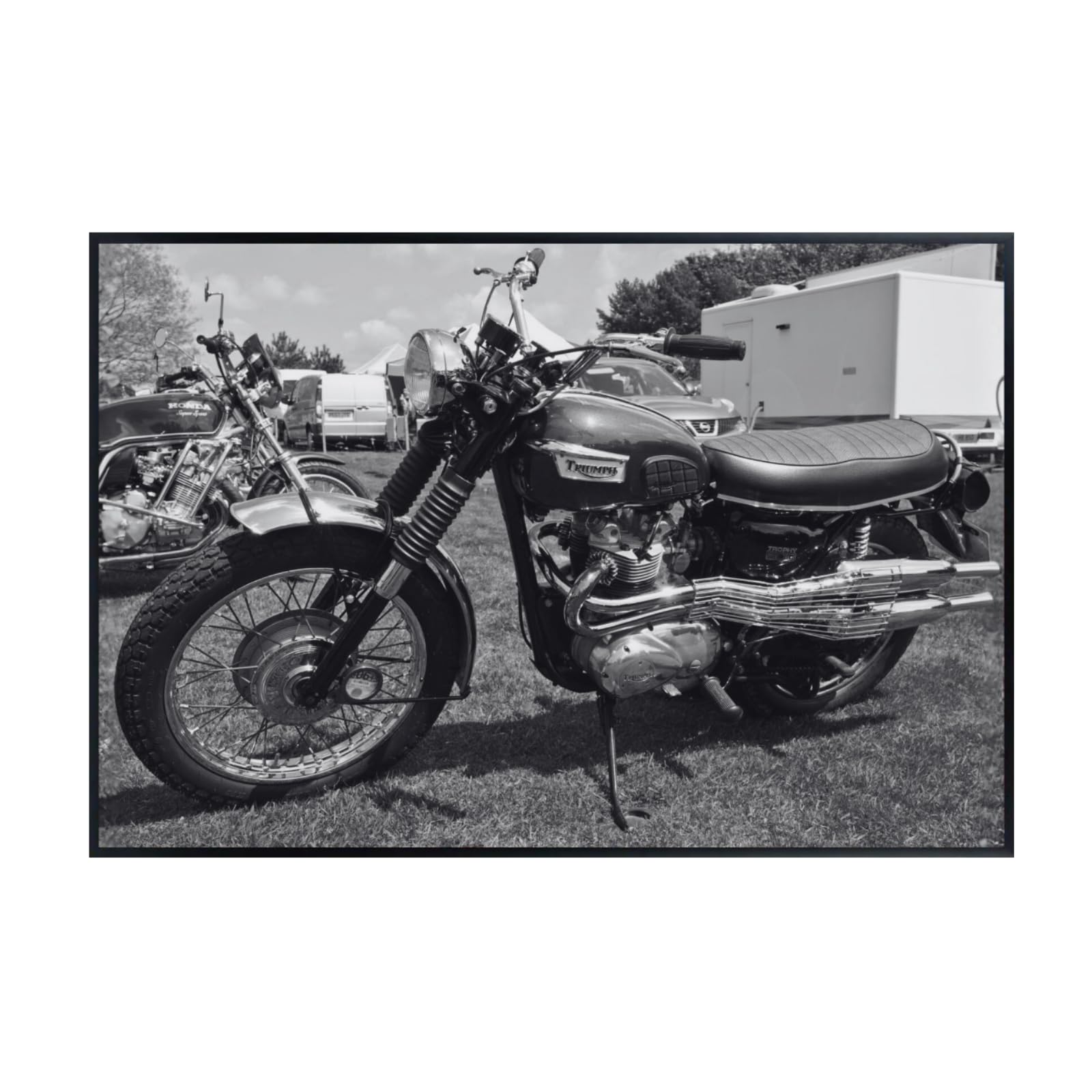Triumph TR6 Trophy Motorcycle Poster – Classic Bike Wall Art Print for Garage, Office, or Bedroom Decor